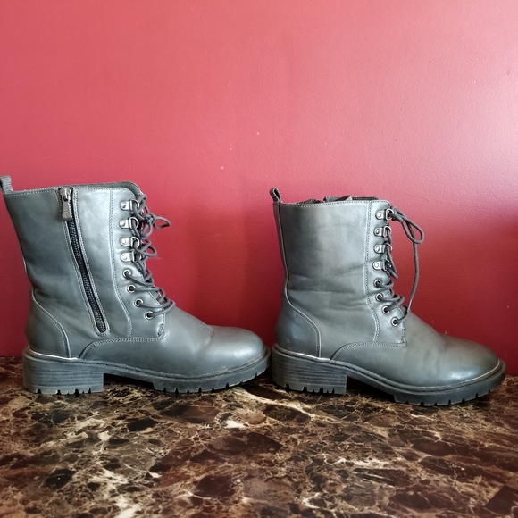 Torrid combat boots - Picture 1 of 5